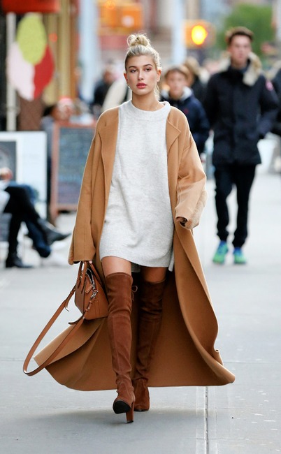 ESC: Hailey Baldwin